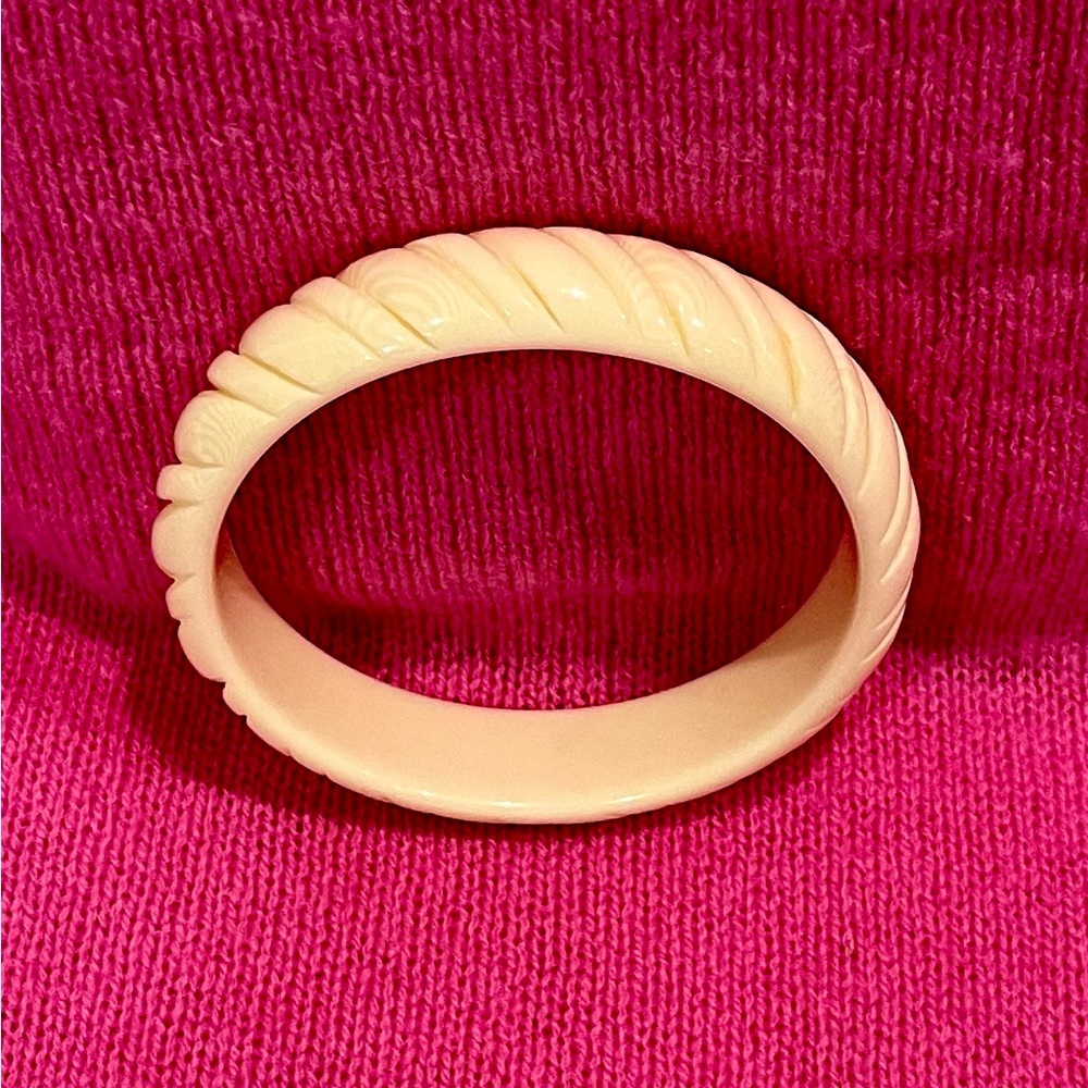 Faux Ivory Bangle Bracelet - Picture 3 of 16